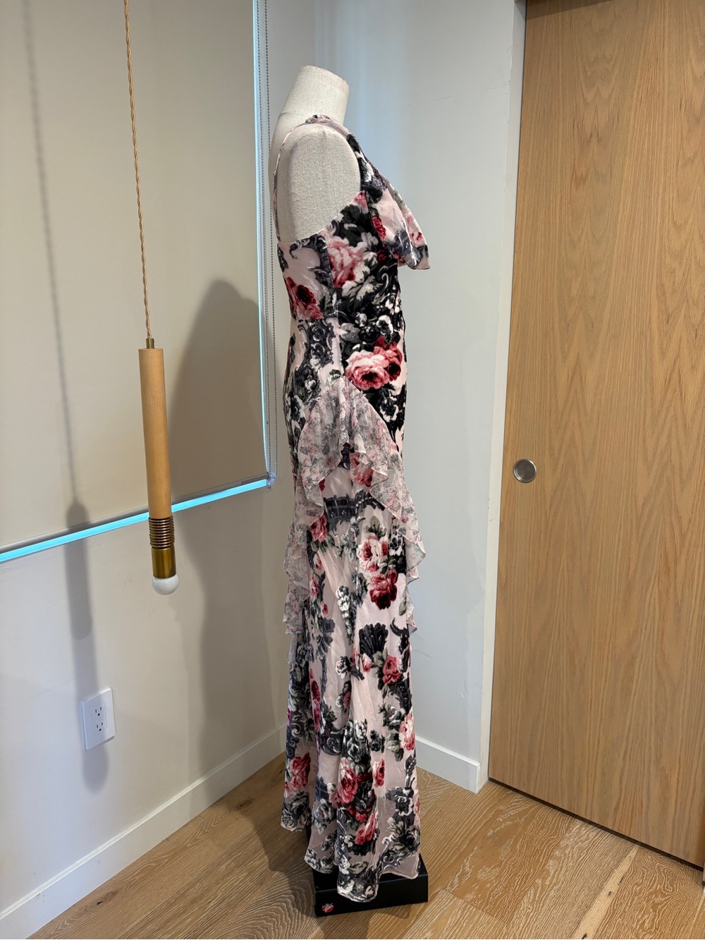 New For Love And Lemons Floral Velvet Burnout Floral Maxi Dress in Pink Sz Small - Picture 5 of 14